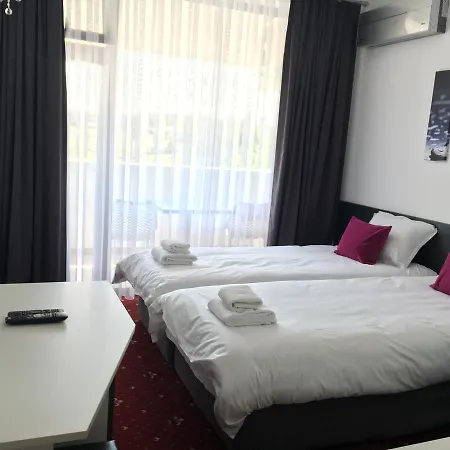 Hotel Aqua *