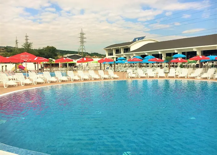 Komplex Aqua * Kŭrdzhali